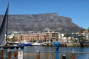 Kapstadt - Sicht auf den Tafelberg von der Waterfront