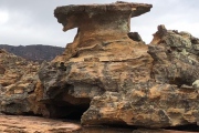 Felsen auf dem Sevilla Rock-Art-Trail